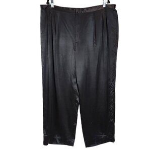 Dana Buchman Woman 100% Silk Pleated Front Trouser Pants‎ Straight Leg Lined 22